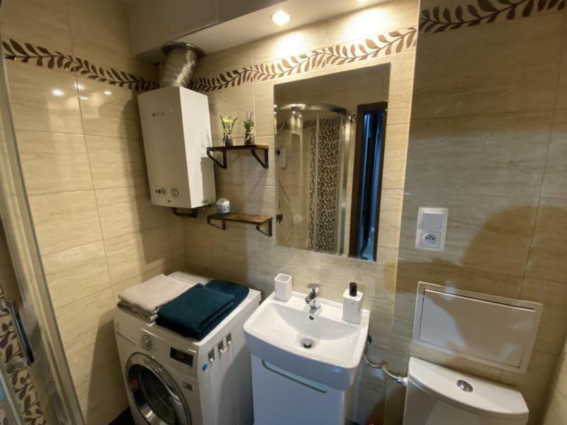 Apartament ,, Sen I Kawa" - Komfortowy Nocleg W Sercu Aglomeracji Bytom Exterior foto